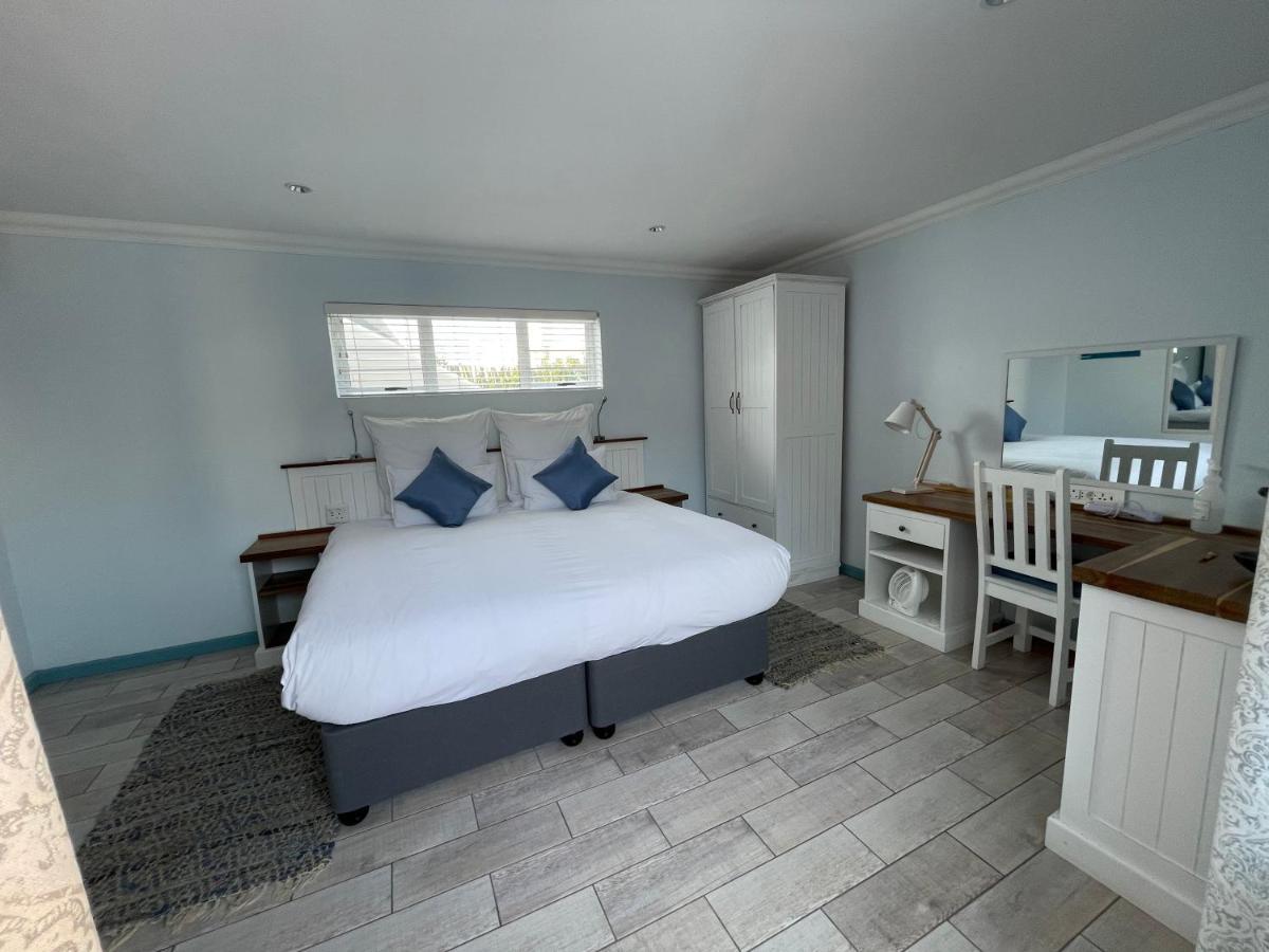 Bluesky Arniston Guest House Екстер'єр фото
