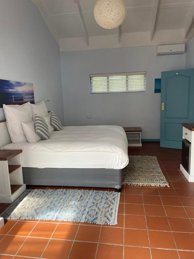 Bluesky Arniston Guest House Екстер'єр фото