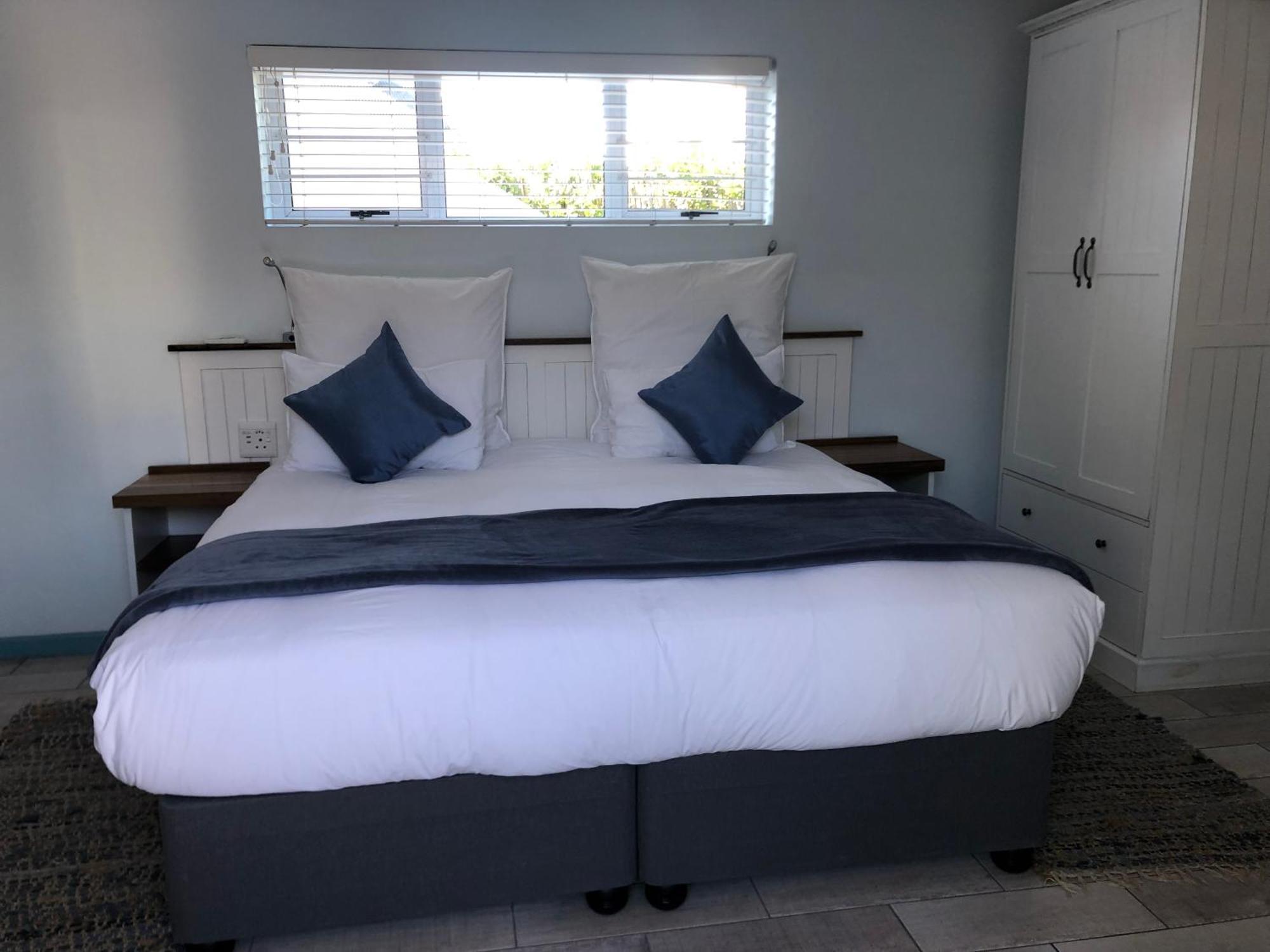 Bluesky Arniston Guest House Екстер'єр фото