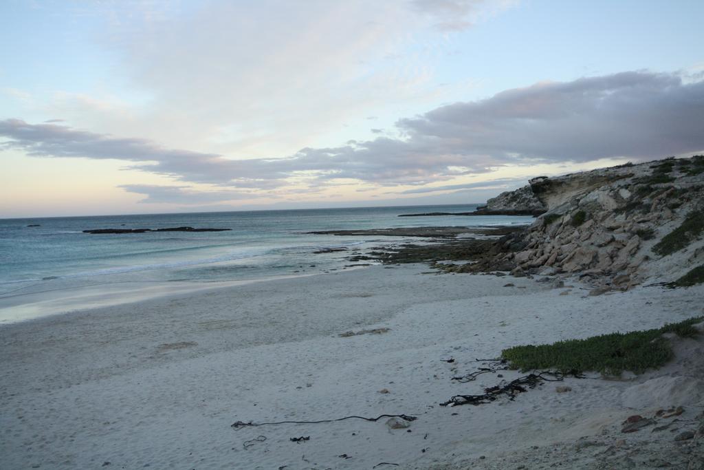 Bluesky Arniston Guest House Екстер'єр фото